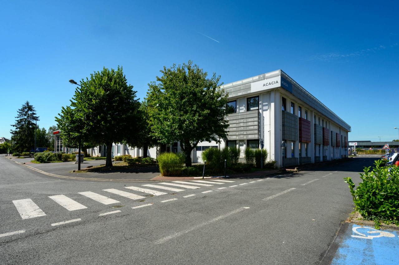 Local d'activité Villebon-sur-Yvette 359m² Location local d'activité Villebon-sur-Yvette Essonne OLACT2530926 0